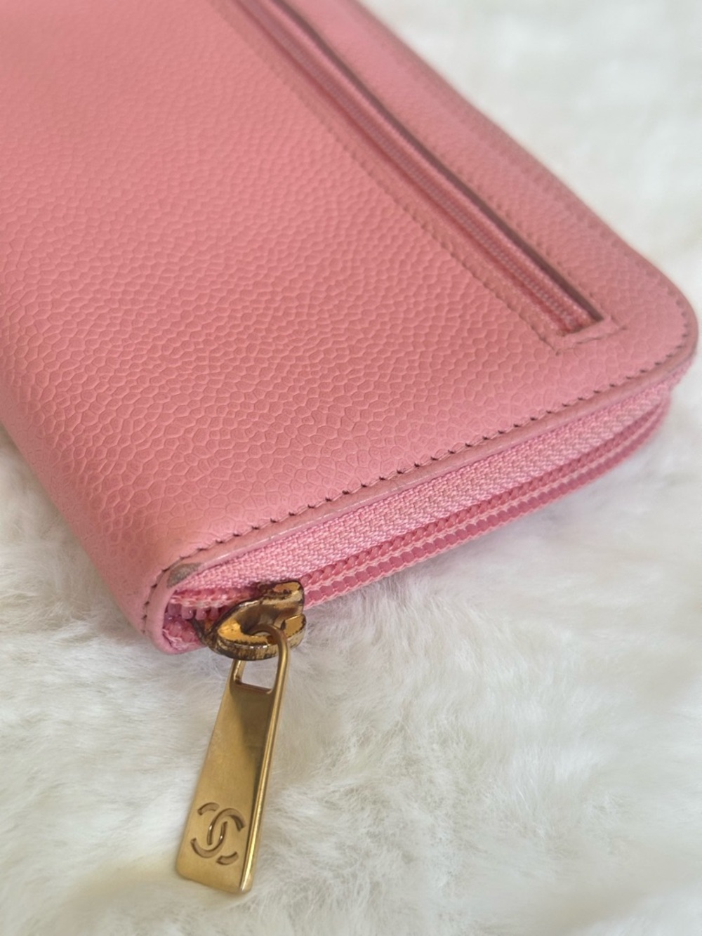 CHANEL Pink Caviar Zip-Around Wallet - Picture 12 of 14